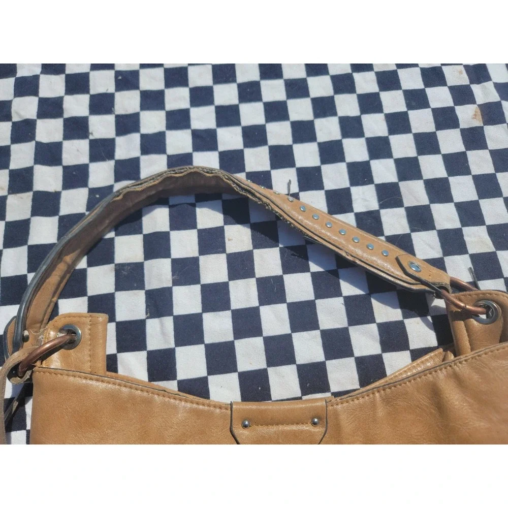 Tan Faux Leather Canvas‎ Hobo Shoulder Bag Tassel Zip Trim Distressed